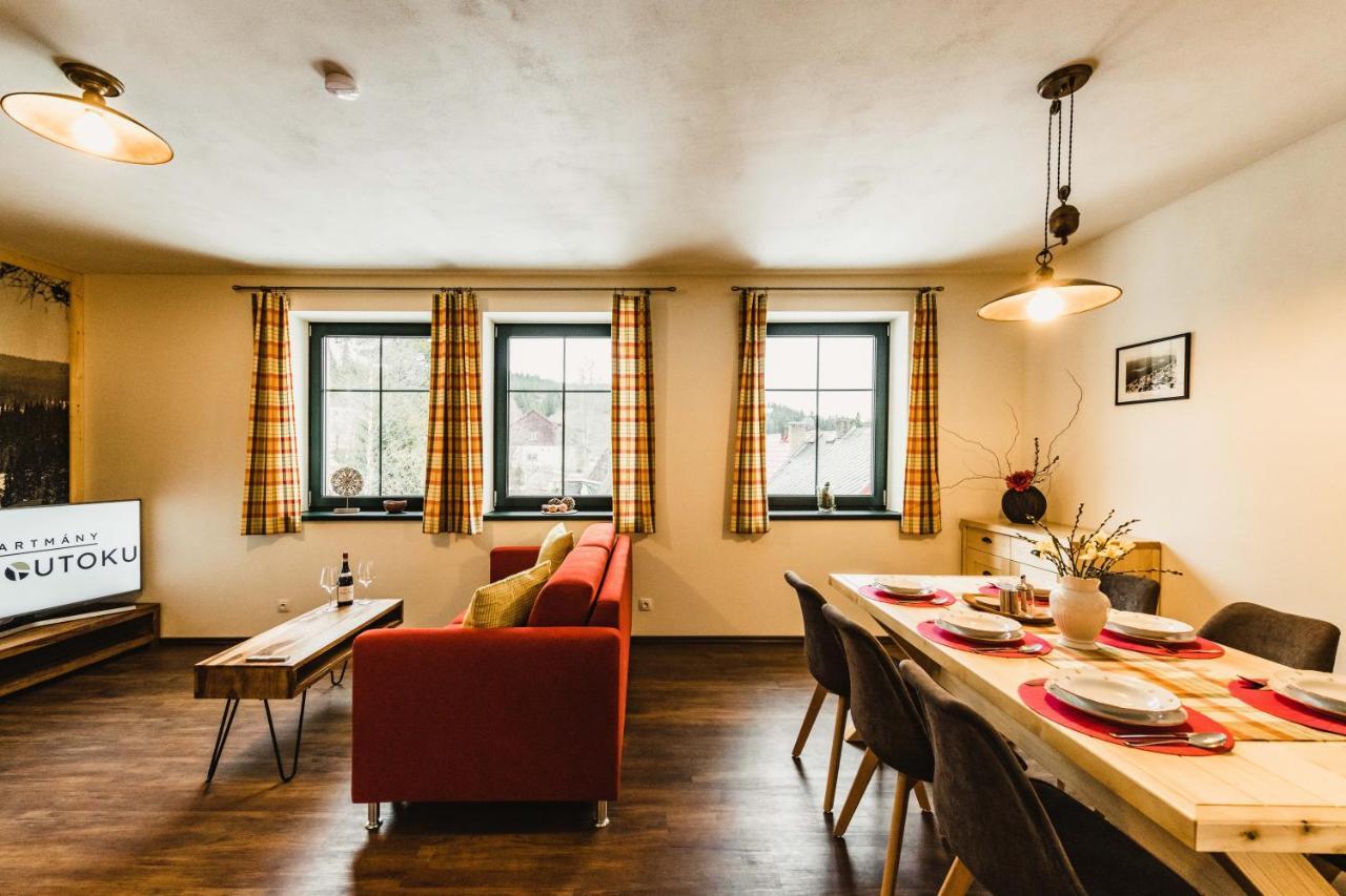 Apartmany Na Soutoku - Breznik Модрава Экстерьер фото